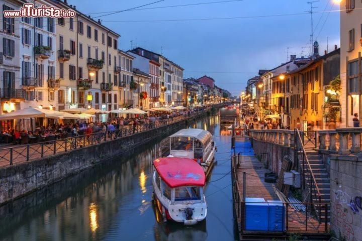 Your Apartments In Navigli District Милан Экстерьер фото