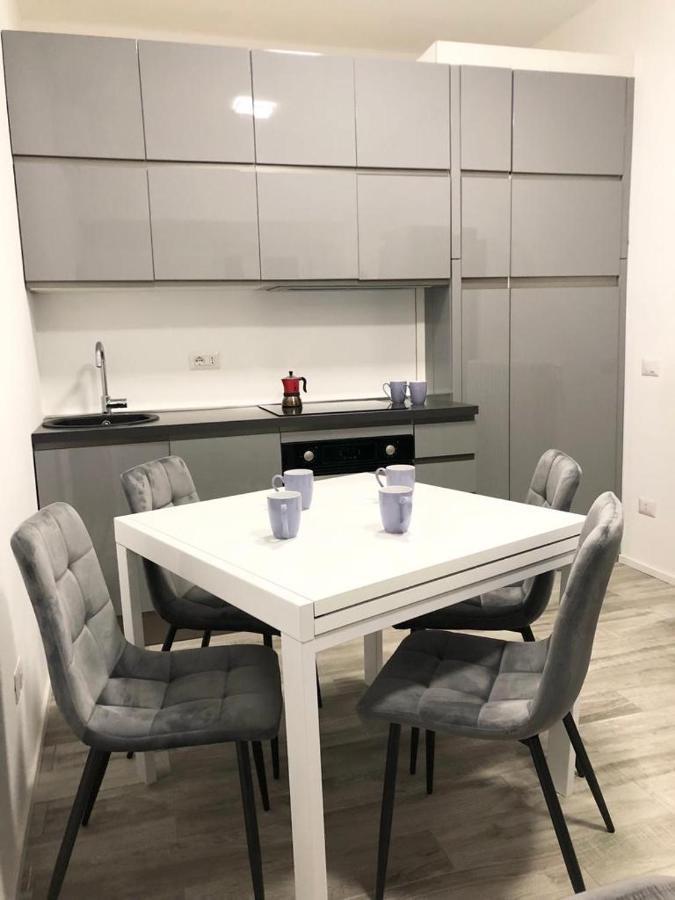 Your Apartments In Navigli District Милан Экстерьер фото