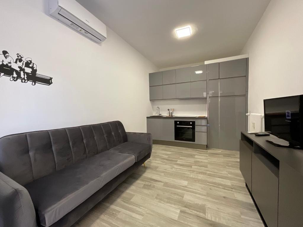 Your Apartments In Navigli District Милан Экстерьер фото